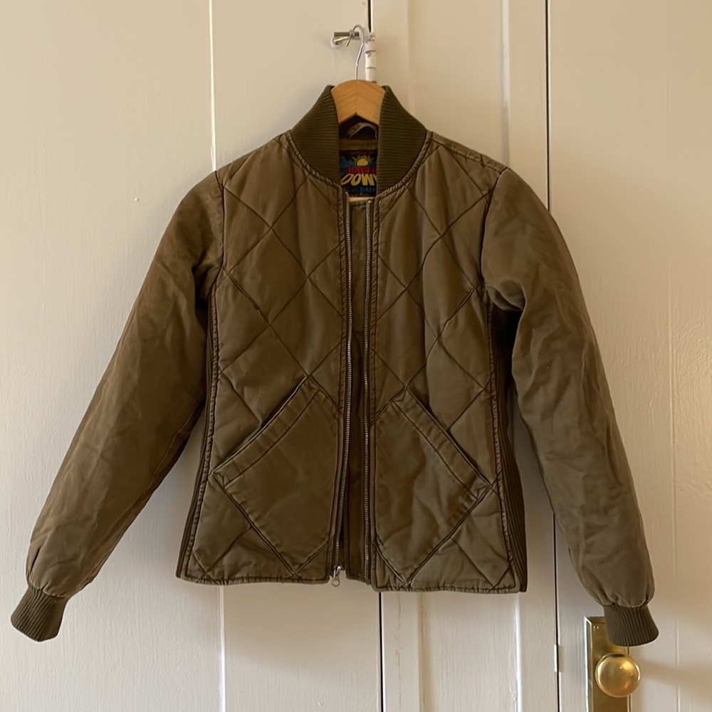 Eddie Bauer Vintage Style light down jacket